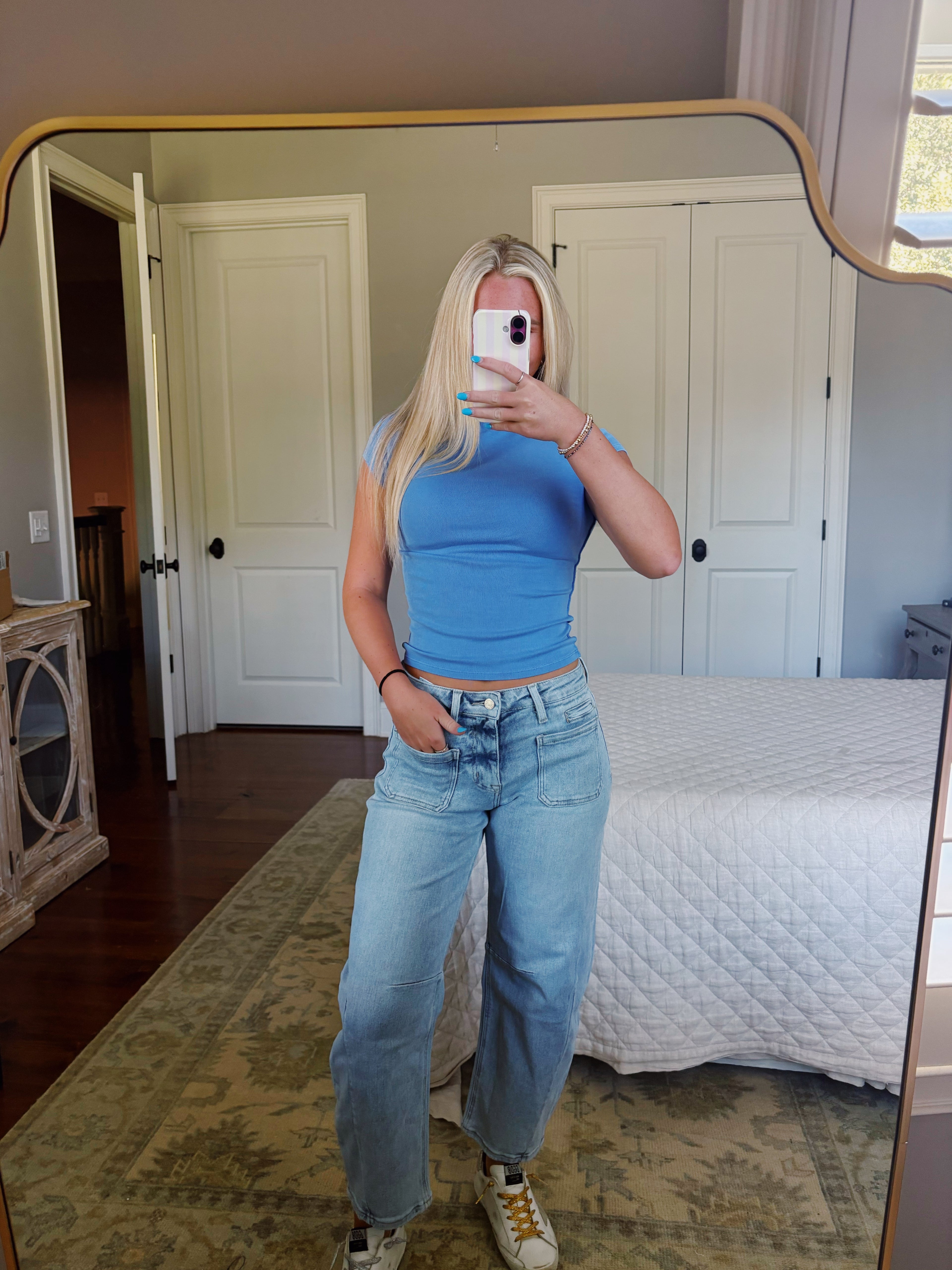 High Rise Pocket Patch Barrel Leg Jeans